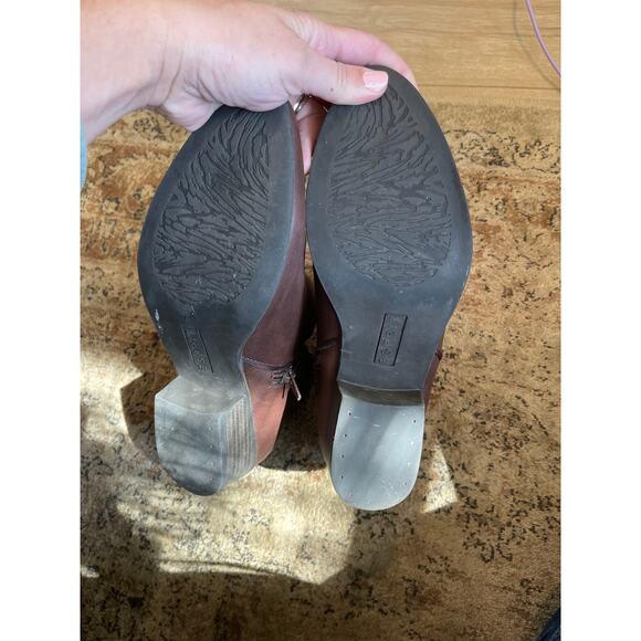 Esprit brown booties - Picture 5 of 7